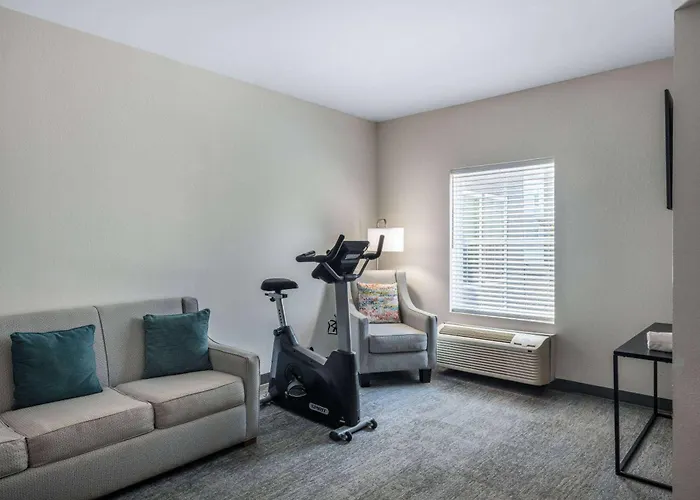 Tryp By Wyndham North I-10 Capital Circle Hotel 3*