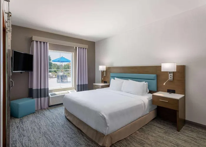 Tryp By Wyndham North I-10 Capital Circle Hotel