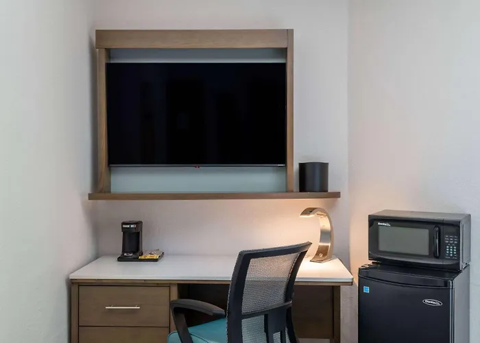 Hotel Tryp By Wyndham North I-10 Capital Circle Tallahassee