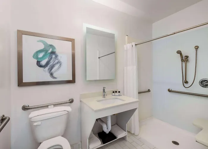 Hotel Tryp By Wyndham North I-10 Capital Circle Tallahassee